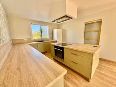vente maison à ergué-gabéric (29500) : à vendre / 92m² ergué-gabéric