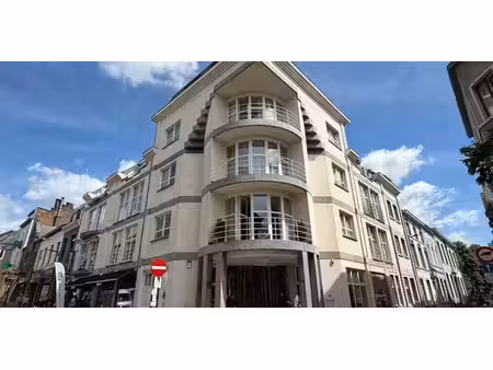appartement à louer à halle pour € 1.170 avec 3 chambres à coucher