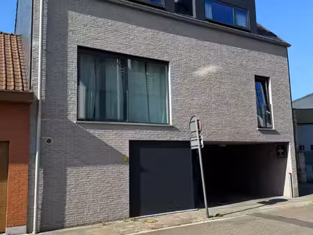 appartement te huur in hoevenen met 2 slaapkamers