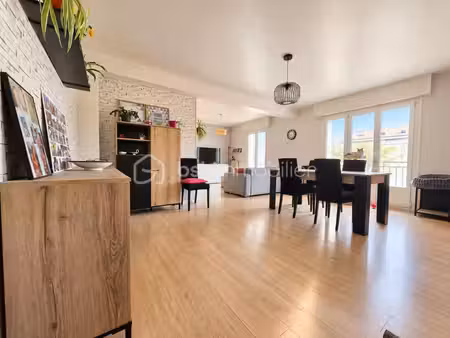 superbe appartement t2 de 63 17 m² avec balcon  parking privatif et cave – rénovation éner