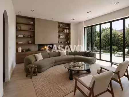 vente maison 10 pièces de 400m² - 92500 rueil-malmaison