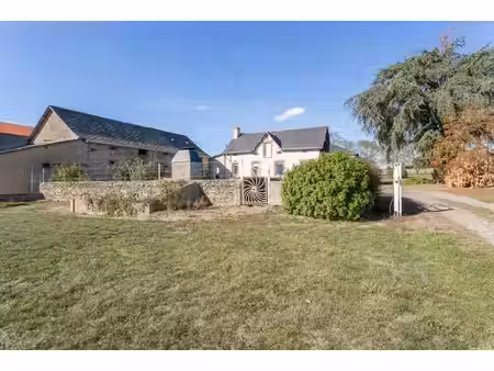 a vendre maison + dependances + hangar