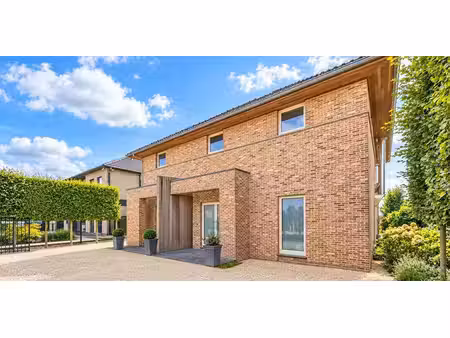 villa à vendre à maaseik pour € 699.000 avec 3 chambres à coucher