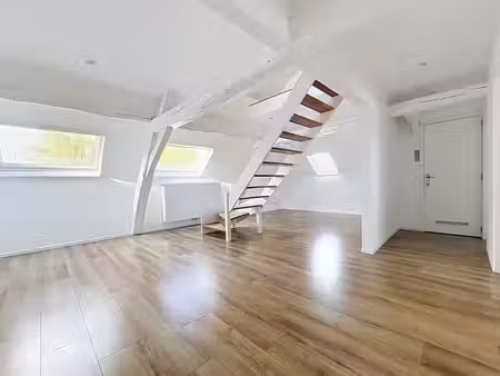 immo regard - une porte qui s'ouvre - 02 653 09 40