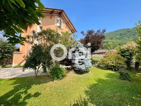à louer – froges (38190) – maison individuelle 7 pièces – 1 640 € charges comprises