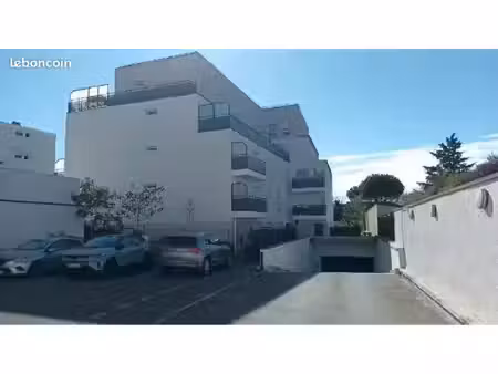 apparemment 5 pièces