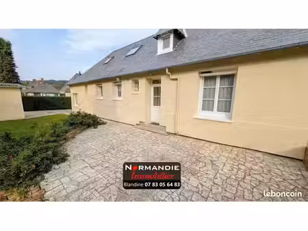 maison 6 pièces 137 m²