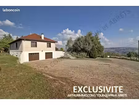 propriété 6 pièces 132 m²