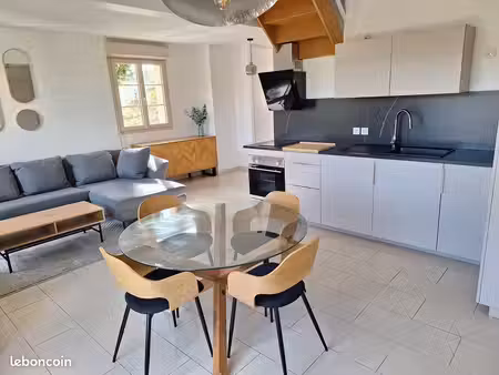 appartement meublé  t3 en duplex de 61 50 m² carrez (82 19 m² au sol)
