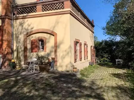 appartement meublé à la campagne avec terrasse  calme