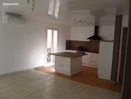 appartement t3 lumineux 83 m² rénové + cave 10 m² – thuir centre-ville