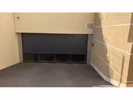 garage à louer