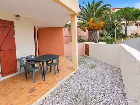 à louer à l’année à cerbère – t2 meublé avec grande terrasse