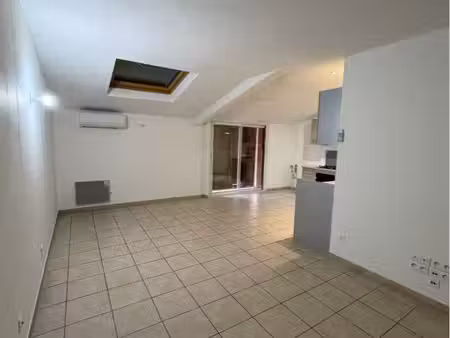 appartement de 60 m2 abeilhan 34290