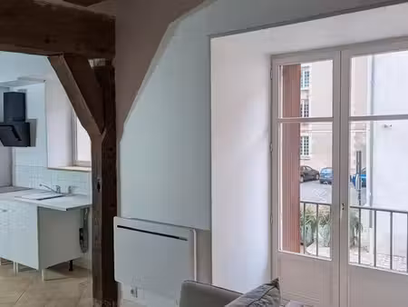 à louer à vendôme – appartement de charme de 50 m² – 600 /mois