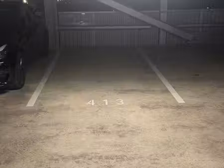 place de parking bordeaux