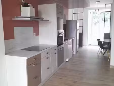location maison meublée ernée 105m²
