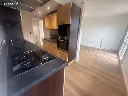 maison rénovée 3 chambres  jardin clos  proche centre – locminé