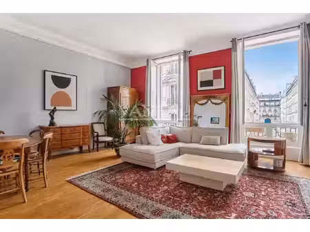 appartement de luxe à vendre dans le quartier clichy-trinité