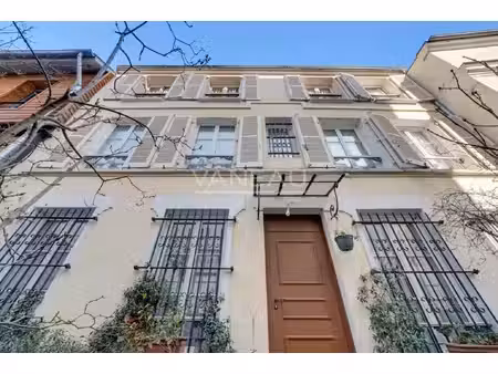 maison de luxe à vendre dans le quartier amiraux-simplon-poissonniers