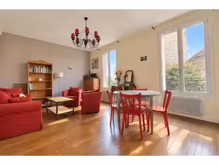 colombes ? petite garenne | charme de l'ancien ? 2 pièces de 42 m² ? à deux pas de la gare