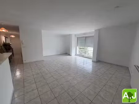 appartement t3 avec parking