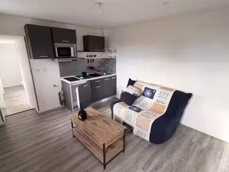 f2 meublé sur la commune de limay 26.99 m2