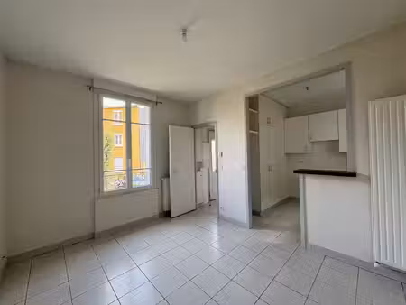 maison 2 pièces cellier extérieur