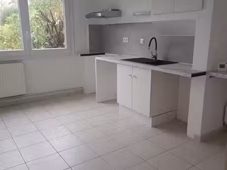 appartement t4 de 105m² en rdc avec jardin et garage