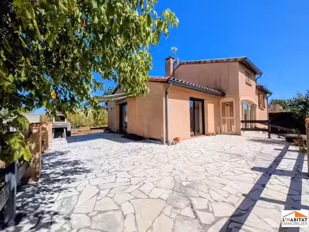maison - 102.45m ²