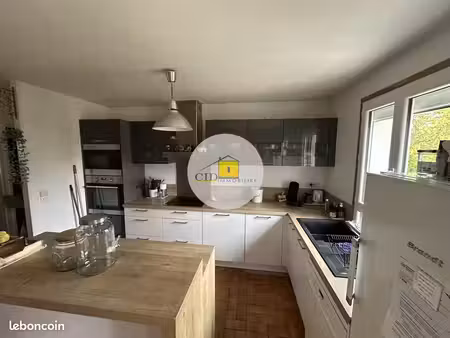 maison 5 pièces 148 m²