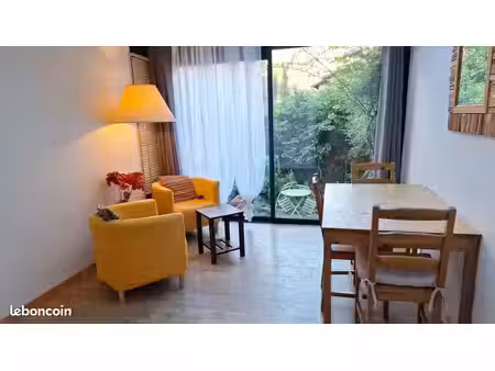 appartement. 1 pièce. 36 m2. meublé. rdc