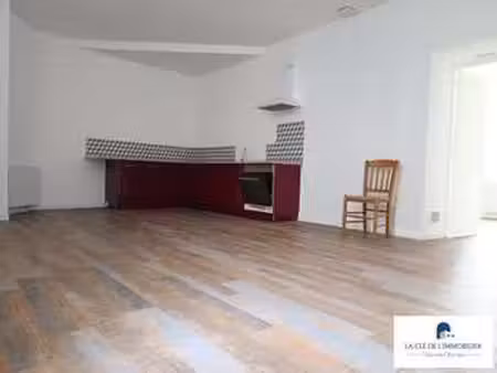 location appartement 2 pièces à quimper (29000) : à louer 2 pièces / 46m² quimper