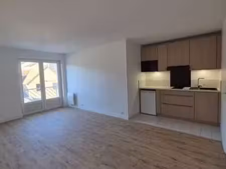 location appartement t1 à savigny-sur-orge (91600) : à louer t1 / 32m² savigny-sur-orge