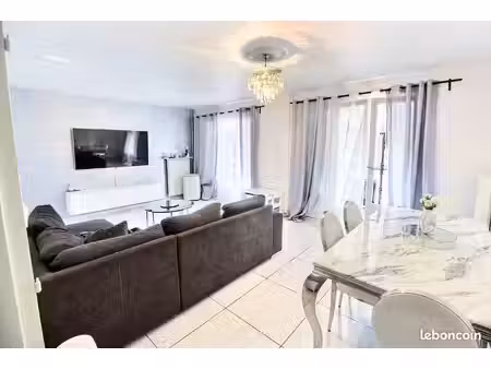 appartement 3 pièces 70 m²