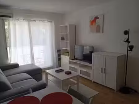 location appartement 3 pièces meublé à montpellier (34000) : à louer 3 pièces meublé / 43m