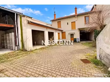 maison de ville 6 pièces 160 m²