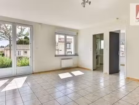 location appartement 2 pièces à saint-révérend (85220) : à louer 2 pièces / 45m² saint-rév