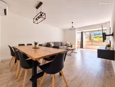 3 pièces 68 m² + loggia 11 m² + balcon – garage en supplément