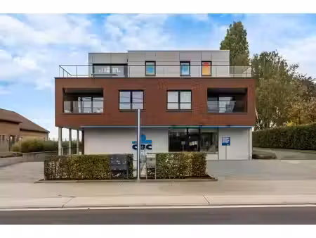 spacieux penthouse avec une magnifique terrasse à awans