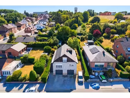 spacieuse villa 4f avec 3ch  bureau  double garage et jardin
