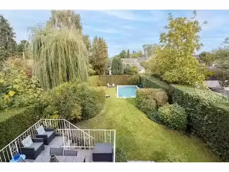villa de charme 4ch avec piscine et splendide jardin