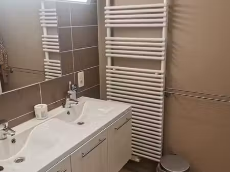 maison 2 chambres à fraiture  epc c (41 caractères)
