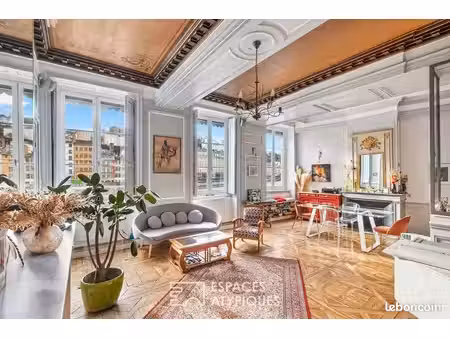appartement 5 pièces 140 m²