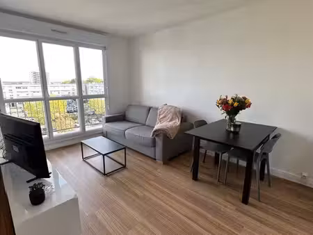 appartement à louer – t2 (37m2) meublé refait à neuf avec parking privé