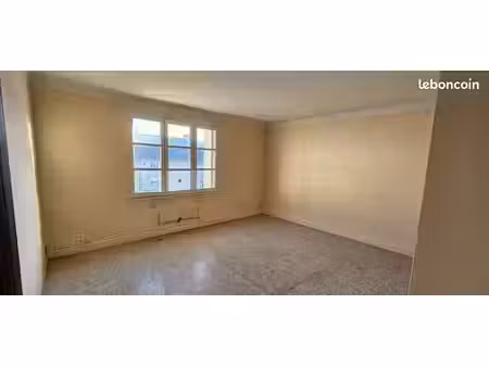 saint-lô - 6 rue de beaucoudray - appartement 2 pp
