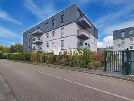 vente appartement 3 pièces à voiscreville (27520) : à vendre 3 pièces / 63m² voiscreville