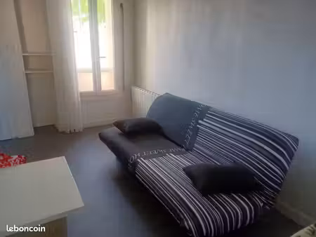 studio meublé angers centre 20 m2 parking