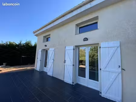 magnifique propriété de 178 m² avec piscine sur 1 556 m² de terrain