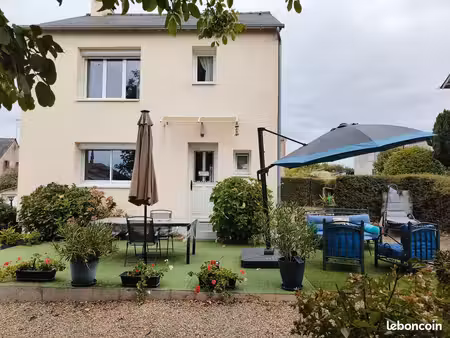 maison ombrée d'anjou